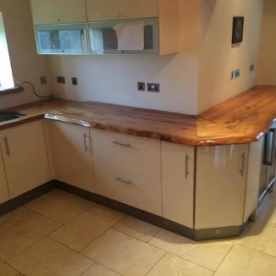 934726 649867845151360 5476294173873357787 N 649867845151360